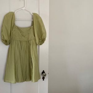 Small Abercrombie light green dress